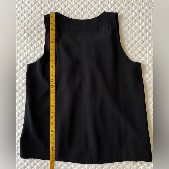 Kate Spade New York Medium Matinee Pleated Sleeveless Shell Blouse Black - Picture 6 of 6